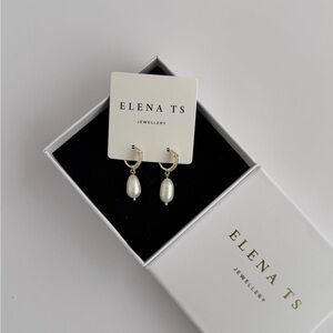 733 Gold Pearl Drop Earrings